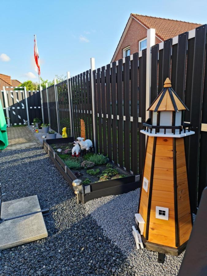 Pension Buetterich Apartment Husum  Bagian luar foto