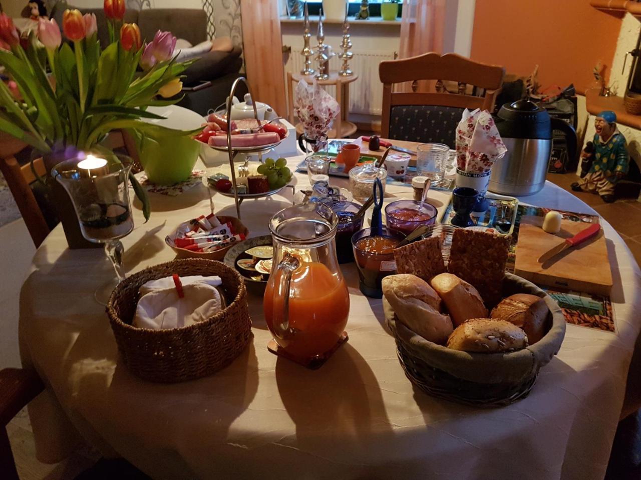 Pension Buetterich Apartment Husum  Bagian luar foto